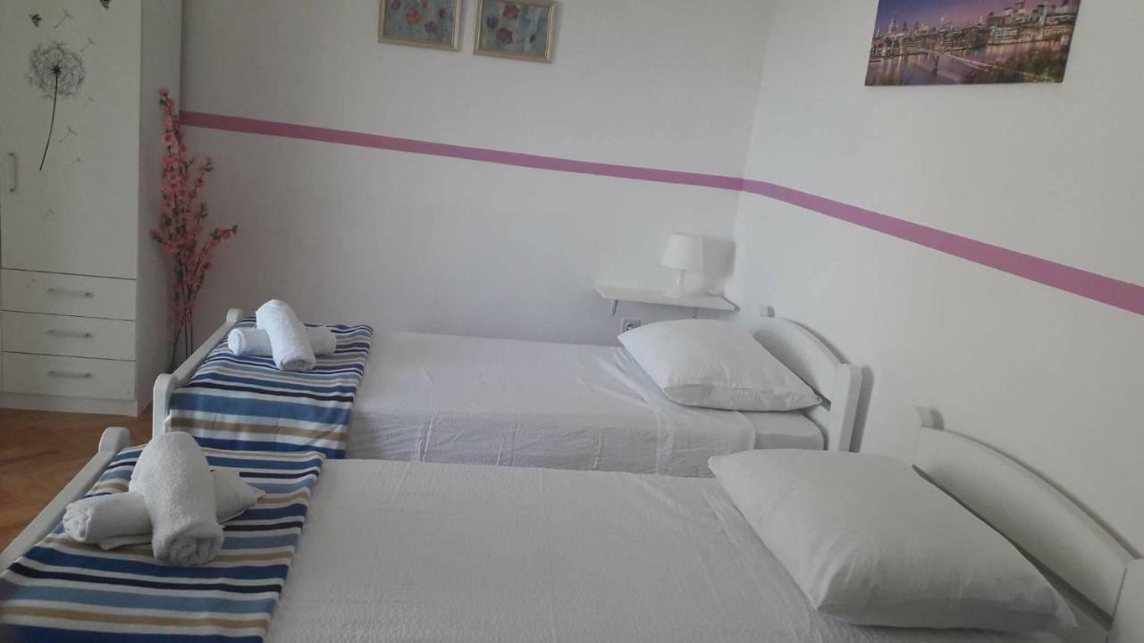Marin Appartement Šibenik Buitenkant foto